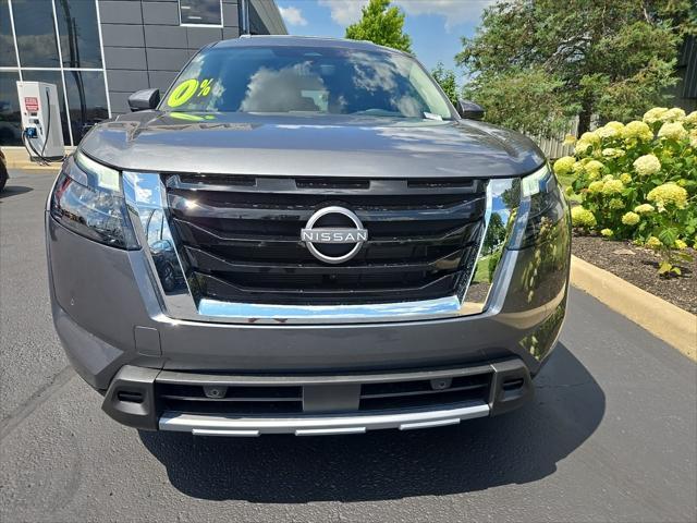 new 2025 Nissan Pathfinder car, priced at $45,232