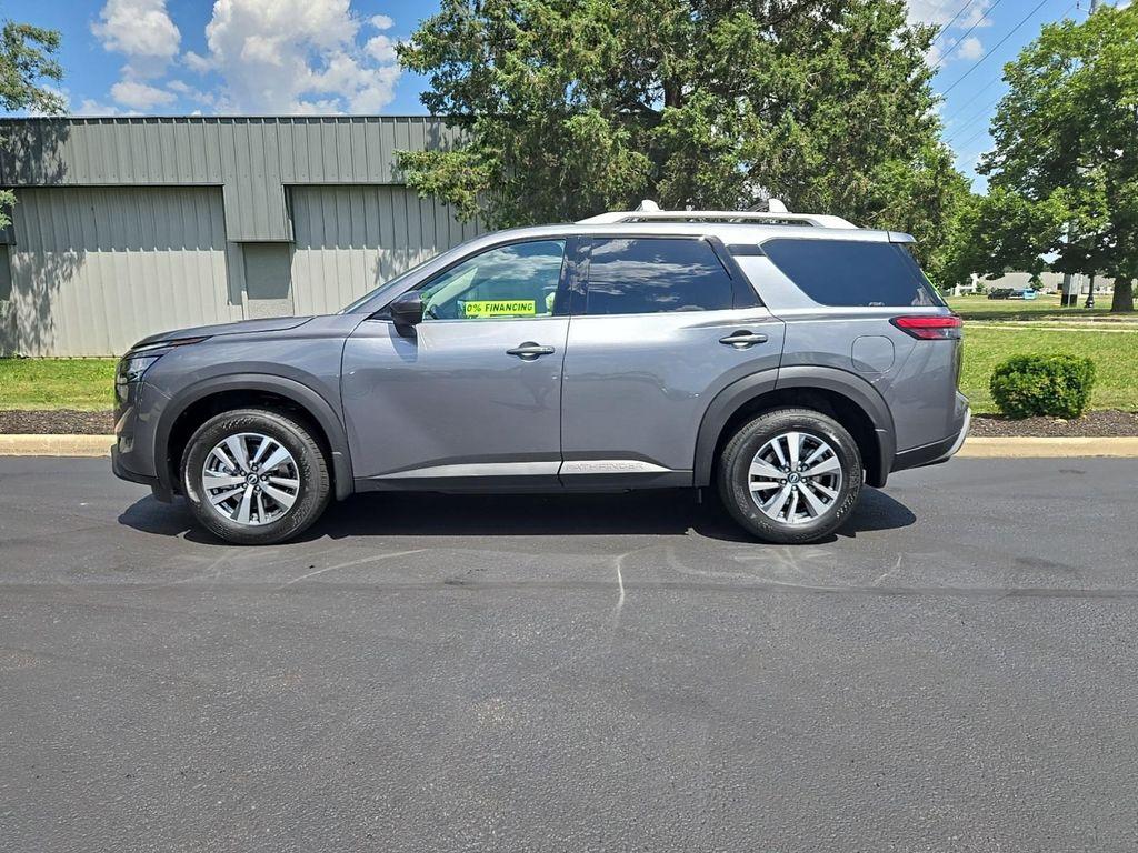 new 2025 Nissan Pathfinder car, priced at $45,232