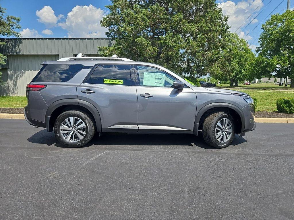 new 2025 Nissan Pathfinder car, priced at $45,232