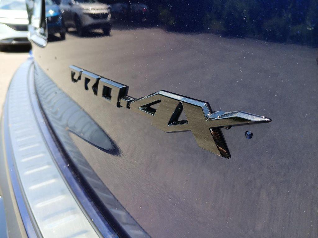 new 2025 Nissan Armada car, priced at $75,001