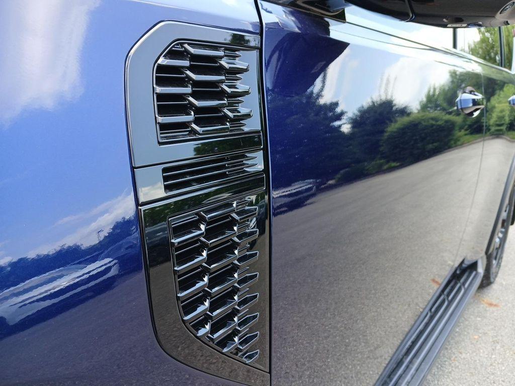 new 2025 Nissan Armada car, priced at $75,001