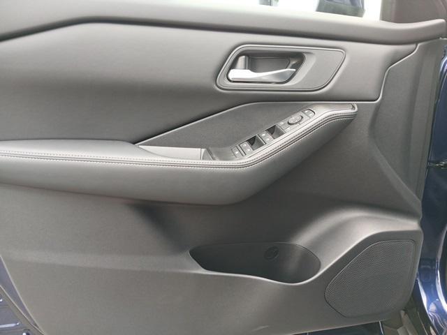 new 2025 Nissan Rogue car, priced at $32,279