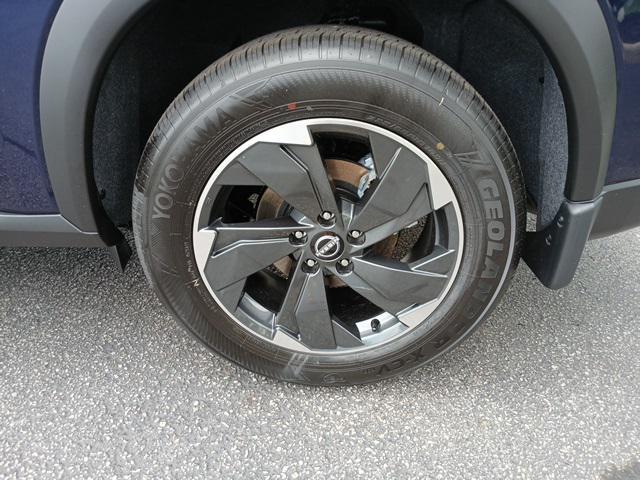 new 2025 Nissan Rogue car, priced at $32,279