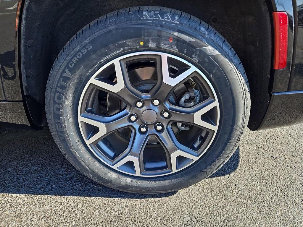 used 2024 Jeep Wagoneer car, priced at $52,344