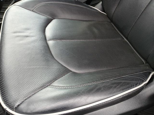 used 2019 Chrysler Pacifica Hybrid car, priced at $22,998