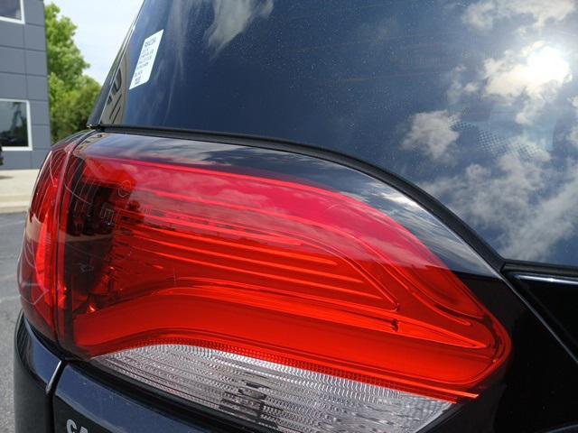 used 2019 Chrysler Pacifica Hybrid car, priced at $22,998