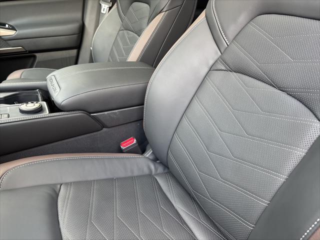 new 2025 Nissan Pathfinder car, priced at $55,035