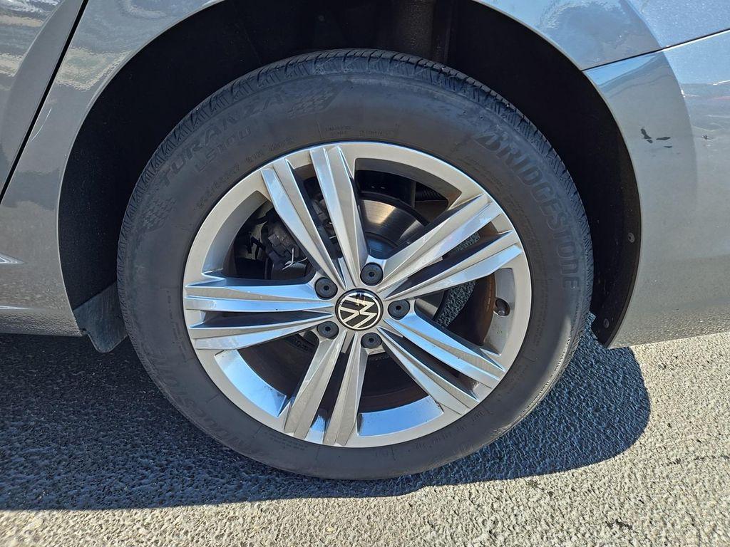 used 2024 Volkswagen Jetta car, priced at $18,562