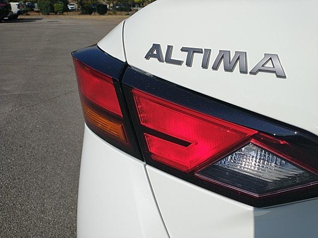 new 2025 Nissan Altima car, priced at $25,987