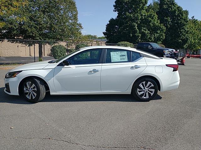 new 2025 Nissan Altima car, priced at $25,987