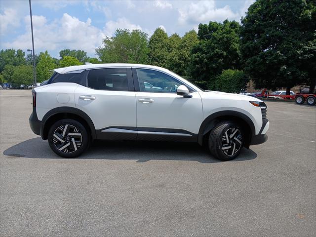 new 2025 Nissan Kicks car, priced at $24,915