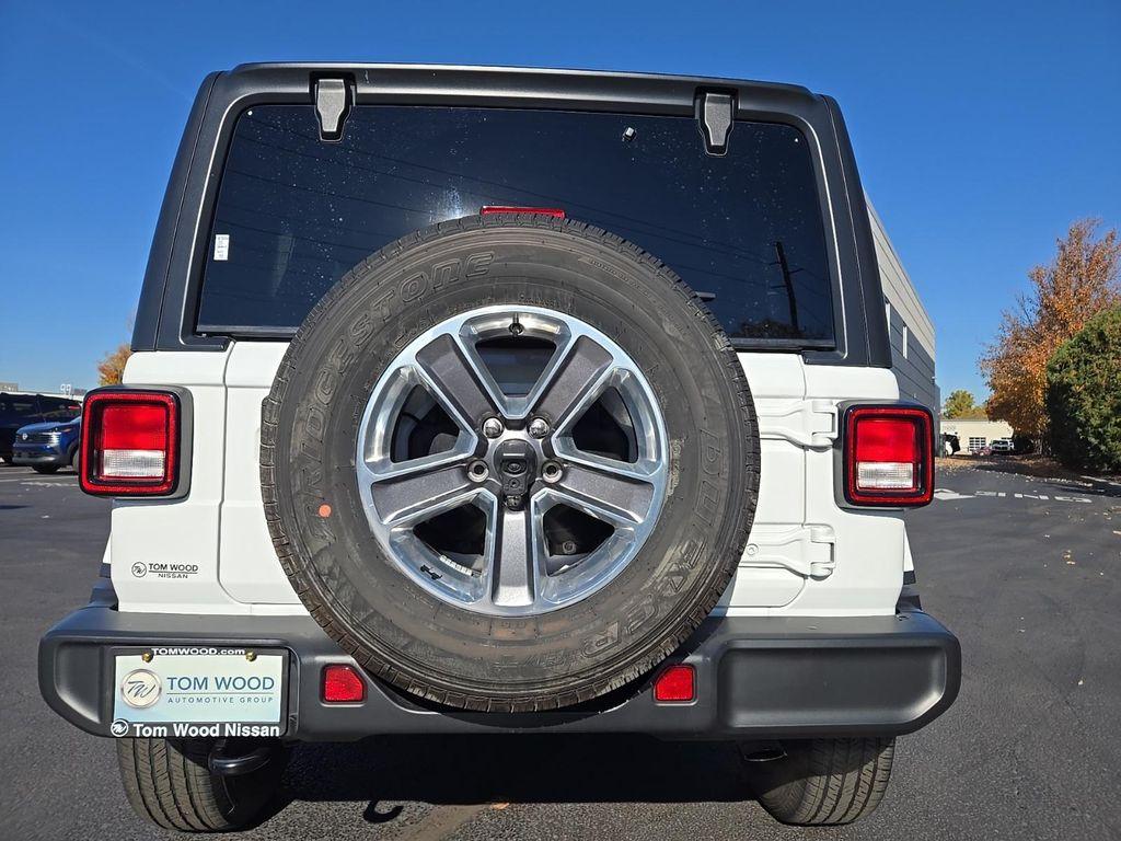 used 2021 Jeep Wrangler Unlimited car, priced at $32,574