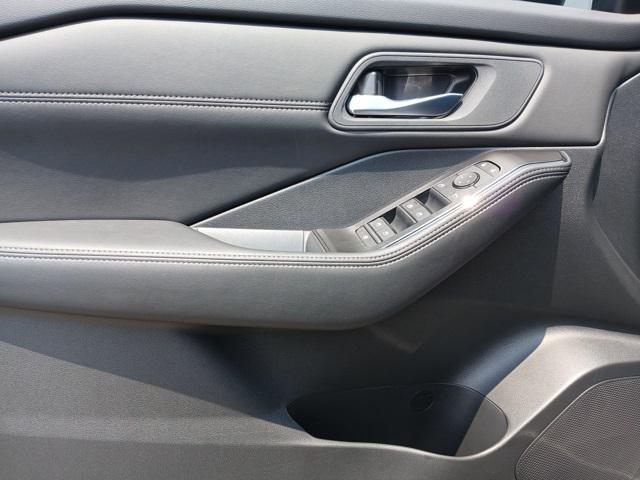new 2025 Nissan Rogue car, priced at $32,935