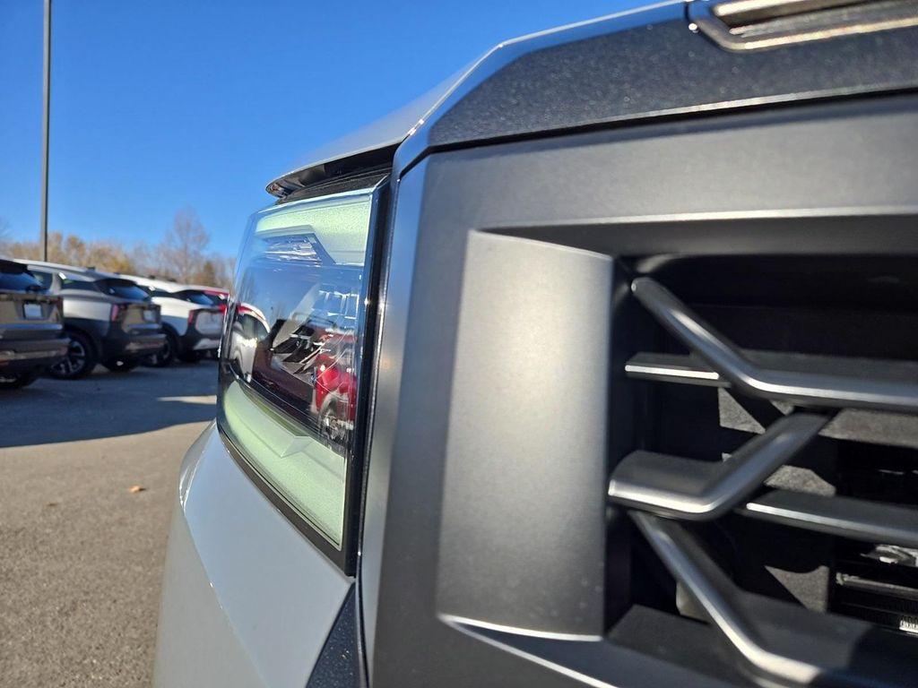 new 2026 Nissan Frontier car, priced at $46,842