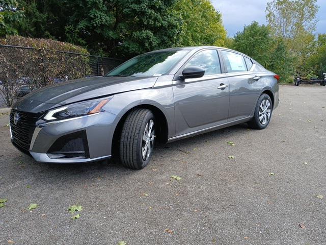 new 2025 Nissan Altima car, priced at $25,804