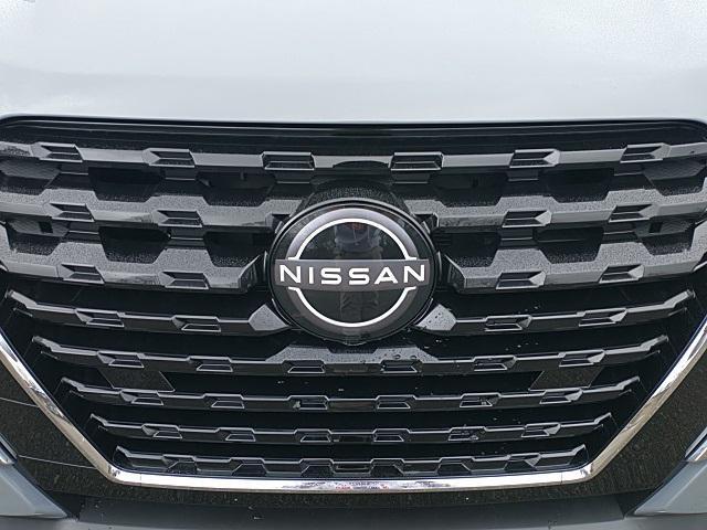new 2024 Nissan Kicks car, priced at $22,962