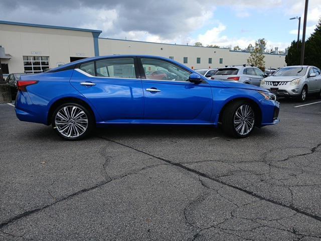 new 2025 Nissan Altima car, priced at $37,695