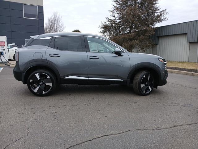 new 2025 Nissan Kicks car, priced at $28,075