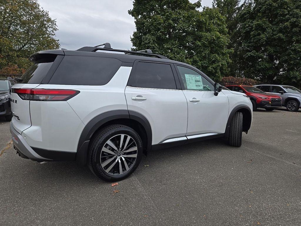 new 2025 Nissan Pathfinder car, priced at $46,799
