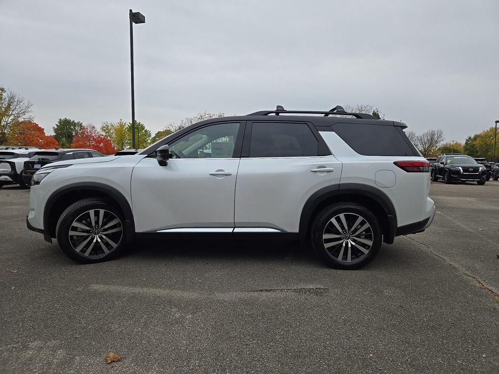 new 2025 Nissan Pathfinder car, priced at $46,799