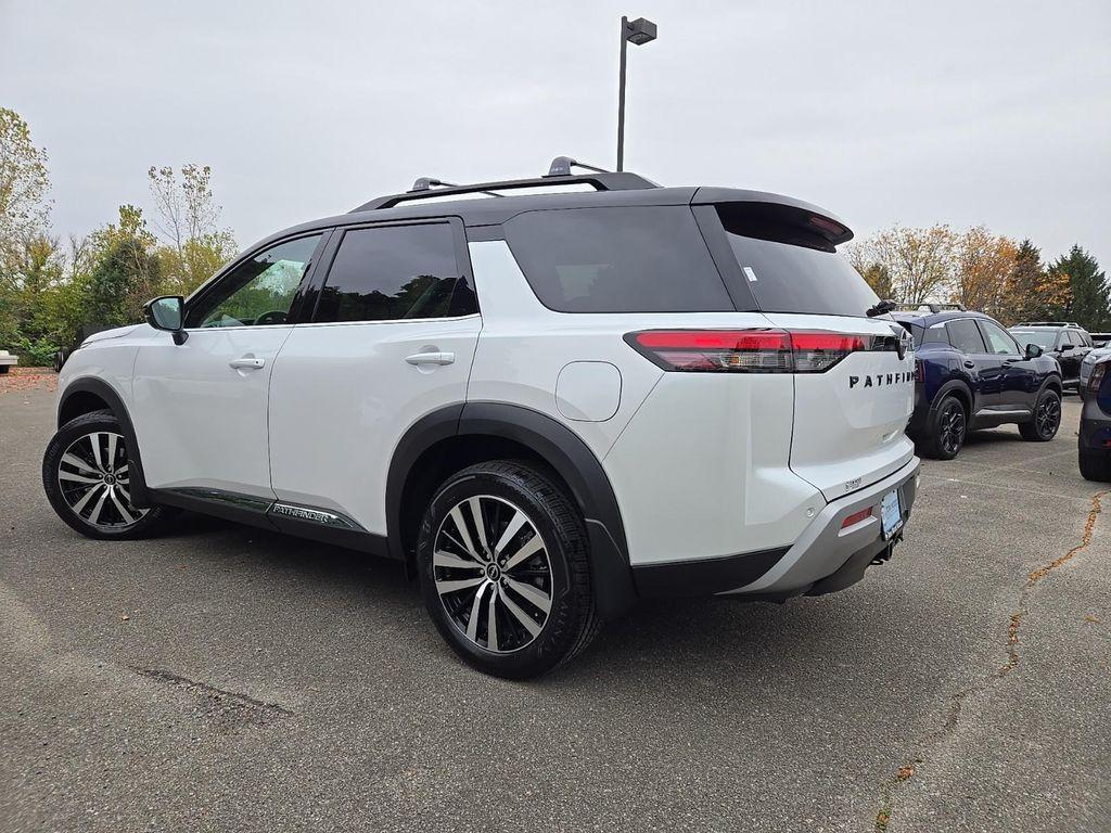 new 2025 Nissan Pathfinder car, priced at $46,799