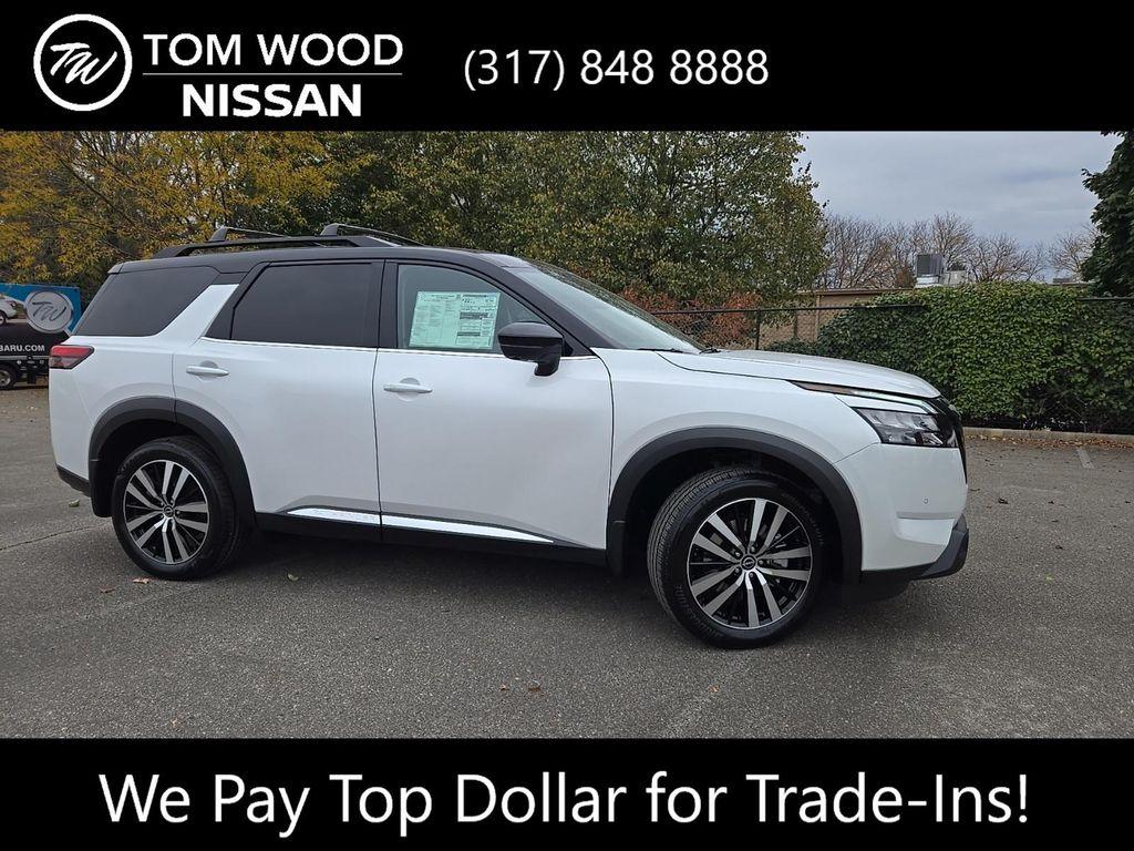 new 2025 Nissan Pathfinder car, priced at $46,799