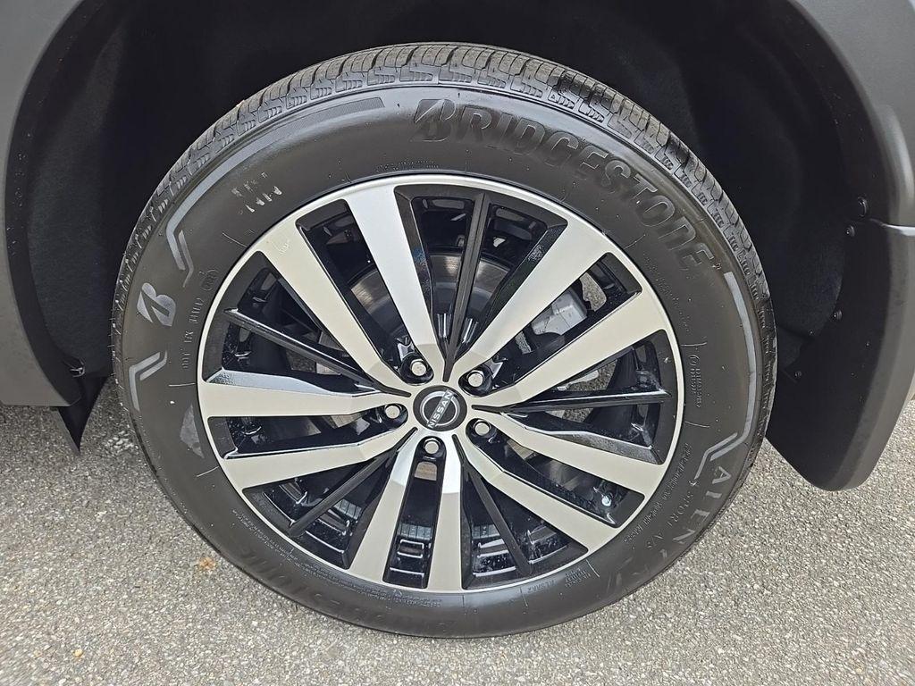 new 2025 Nissan Pathfinder car, priced at $46,799