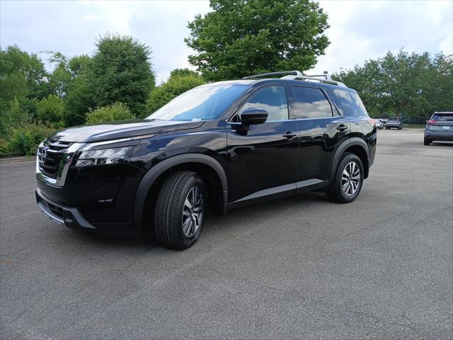 new 2025 Nissan Pathfinder car, priced at $45,154