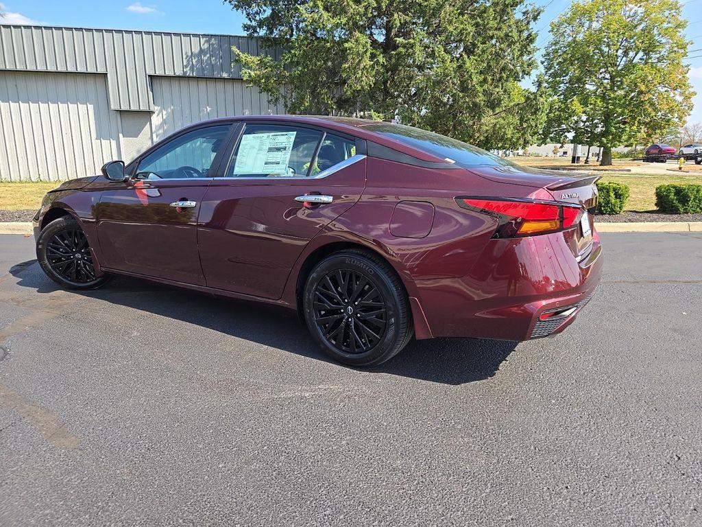 new 2025 Nissan Altima car, priced at $28,686