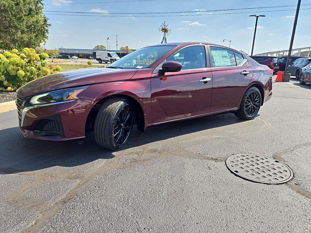 new 2025 Nissan Altima car, priced at $28,686