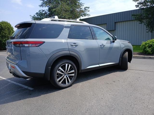 new 2025 Nissan Pathfinder car, priced at $52,548