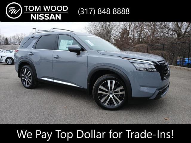 new 2025 Nissan Pathfinder car, priced at $51,185