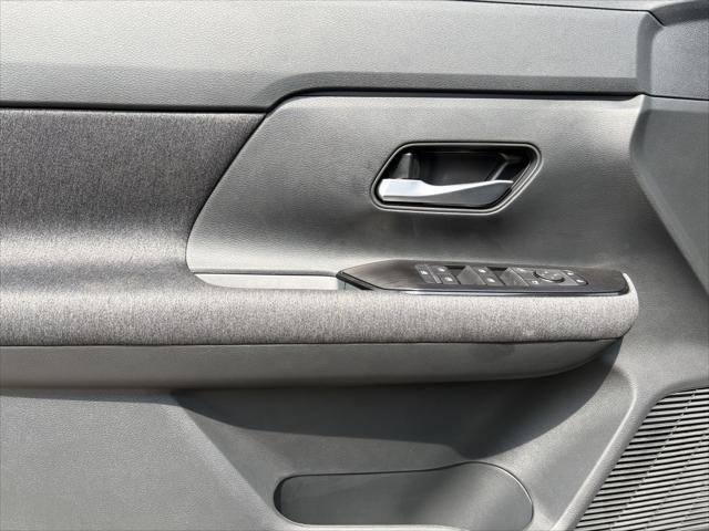 new 2025 Nissan Kicks car, priced at $26,689
