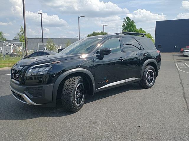 new 2024 Nissan Pathfinder car, priced at $42,914