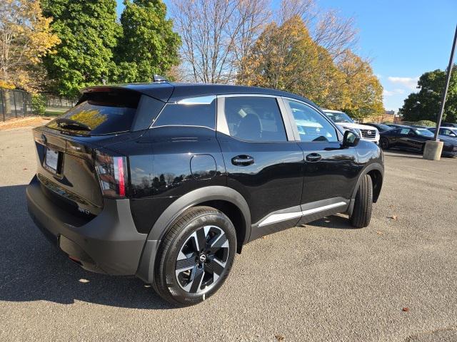 new 2025 Nissan Kicks car, priced at $27,160