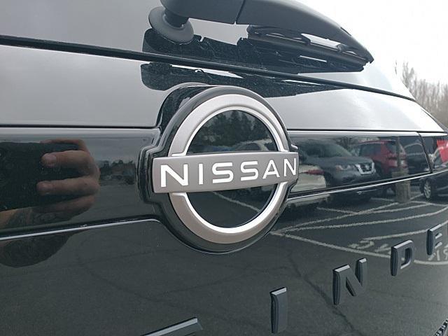 new 2024 Nissan Pathfinder car, priced at $54,005