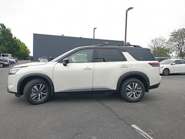 new 2024 Nissan Pathfinder car, priced at $43,477