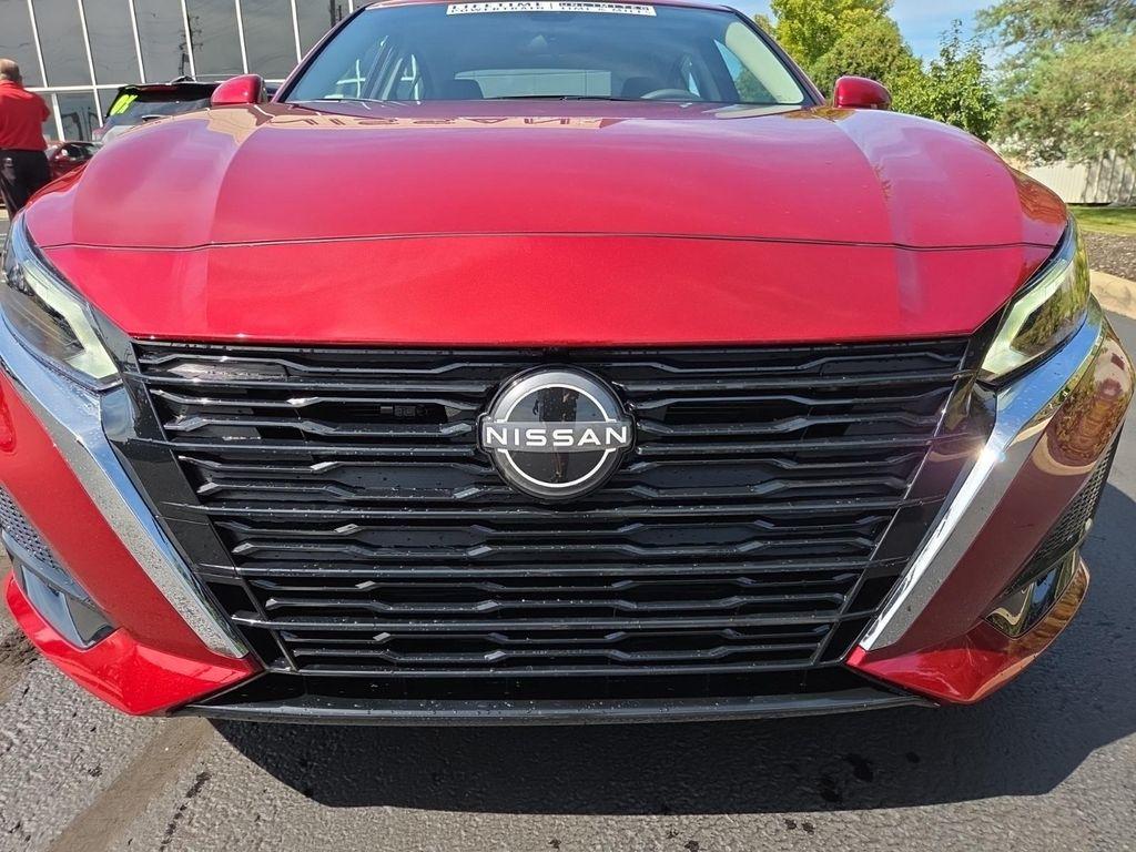 new 2025 Nissan Altima car, priced at $34,243