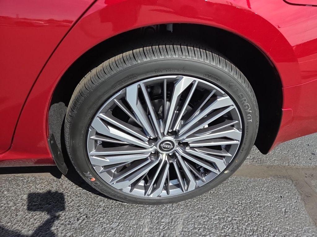 new 2025 Nissan Altima car, priced at $34,243
