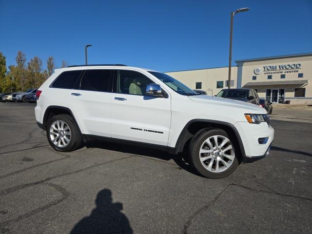 used 2017 Jeep Grand Cherokee car, priced at $17,698