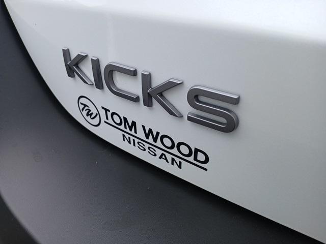 new 2025 Nissan Kicks car, priced at $27,627