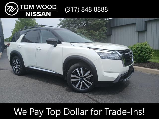 used 2023 Nissan Pathfinder car, priced at $44,566