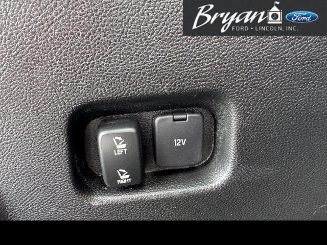 used 2023 Ford Edge car, priced at $27,338