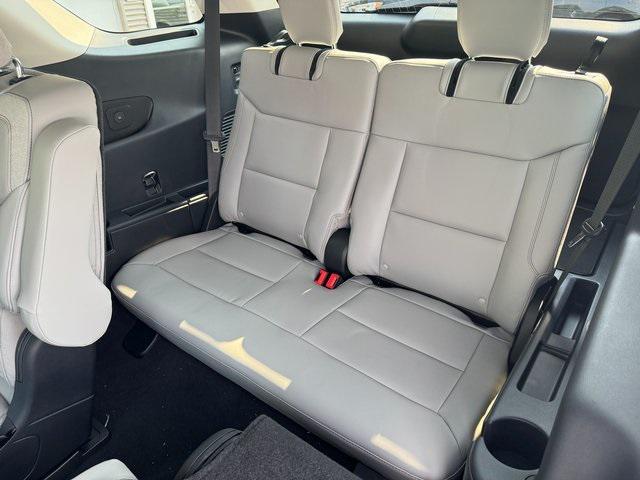new 2025 Ford Explorer car, priced at $48,185