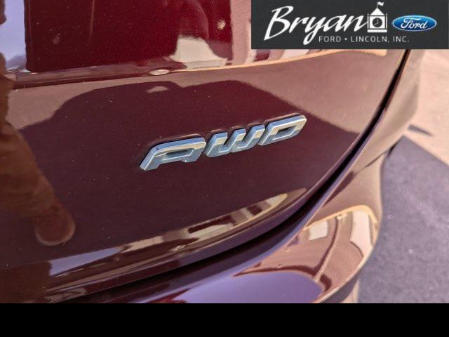 used 2024 Ford Edge car, priced at $30,000