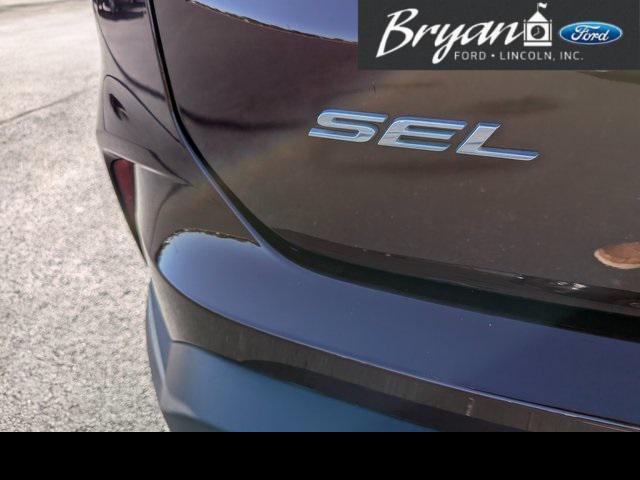 used 2024 Ford Edge car, priced at $30,000