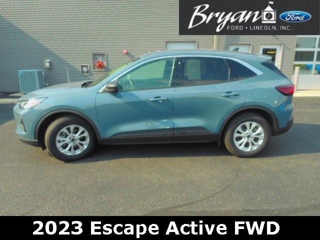 used 2023 Ford Escape car, priced at $25,347