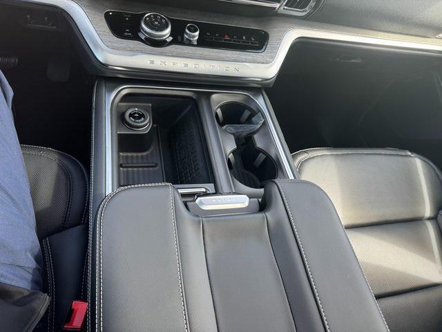 new 2025 Ford Expedition car, priced at $80,140
