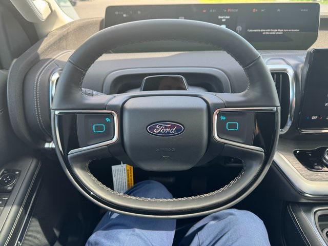 new 2025 Ford Expedition car, priced at $80,140