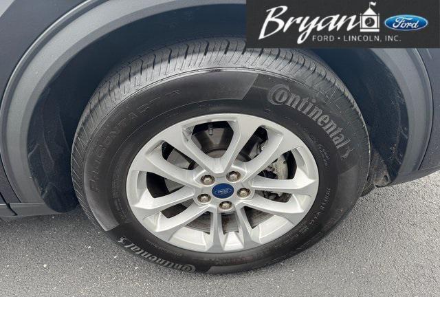 used 2022 Ford Escape car, priced at $23,674